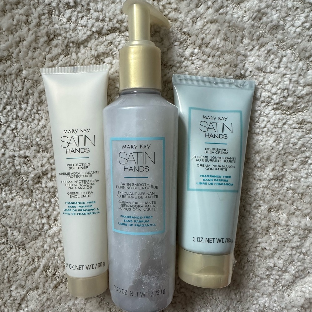 Satin hands scrub set